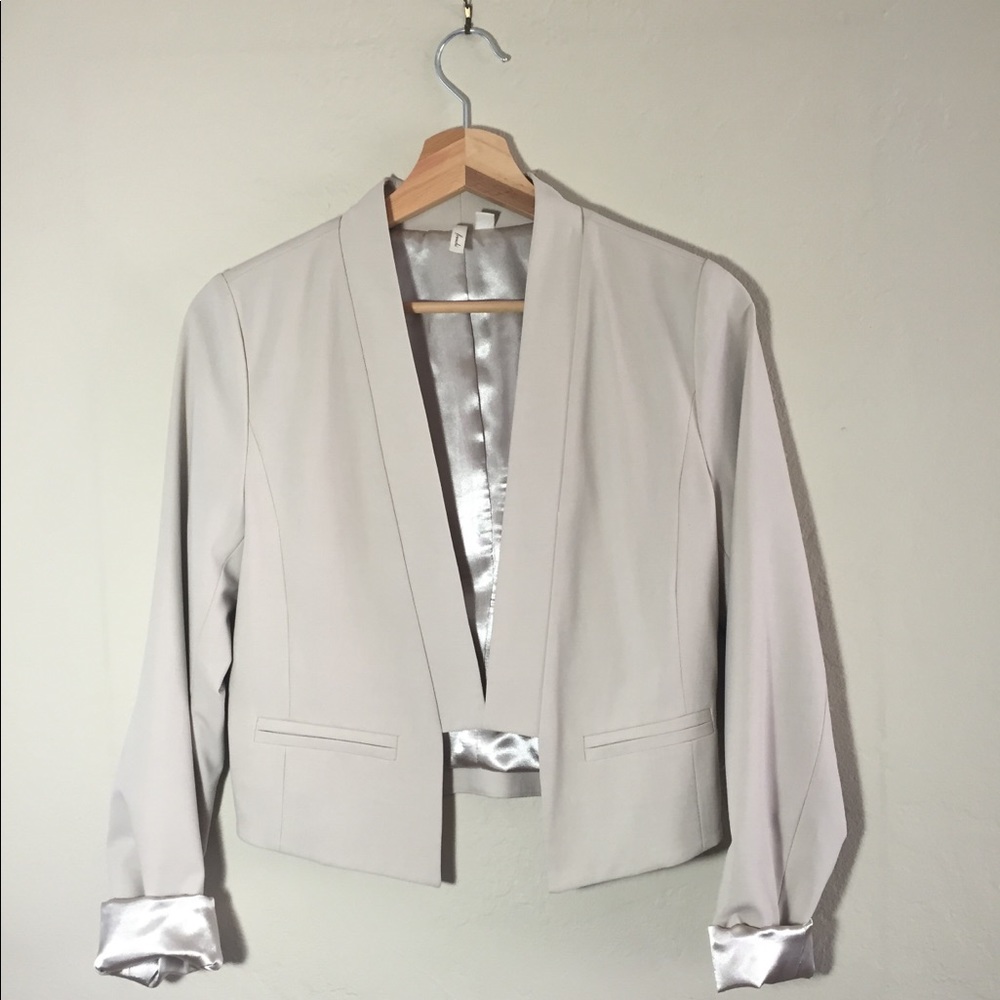 💕FRENCHI Cropped Blazer